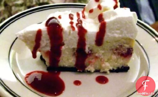 Leichter weißer Schokoladen-Himbeer-Käsekuchen