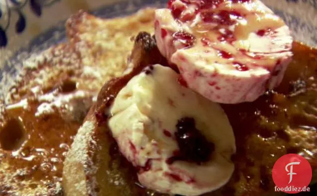 Französisch Toast mit Beeren Butter