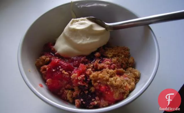 Melone, Beeren und Ananas Smoothie