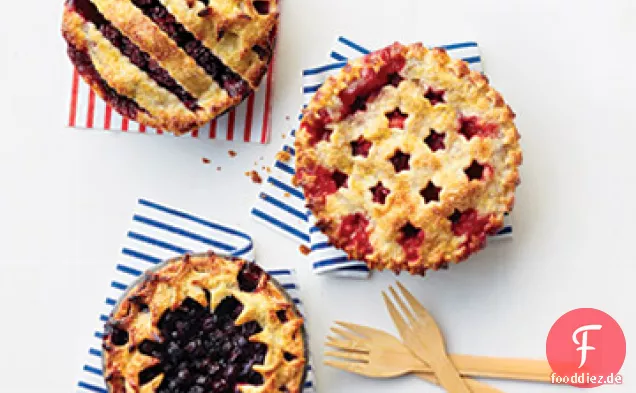 Vierter Juli Sommer Berry Pies