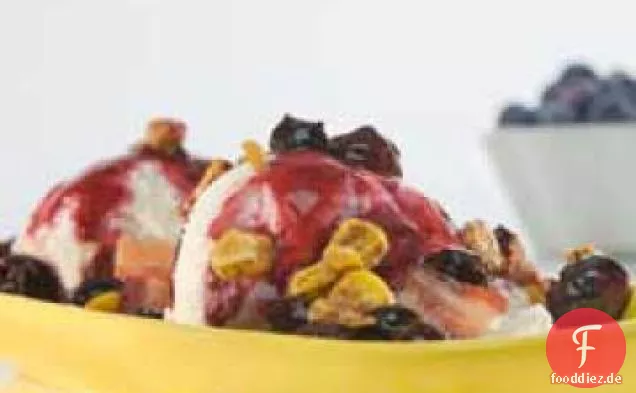 Indy Sundaes mit Heidelbeeren, Mais & Speck