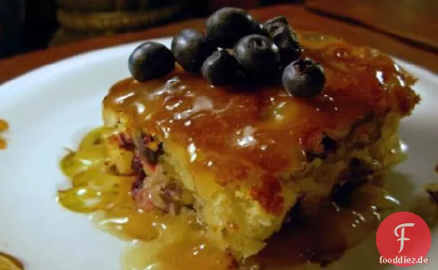 Zitronen-Blaubeerkuchen & heiße Honig-Butter-Sauce