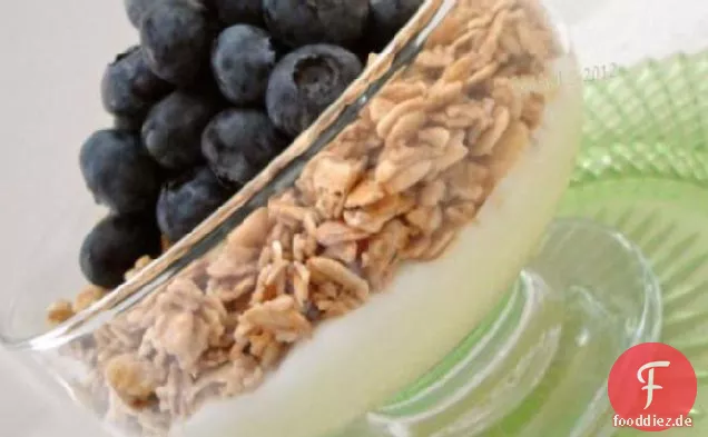 Blaubeer-Müsli-Joghurt