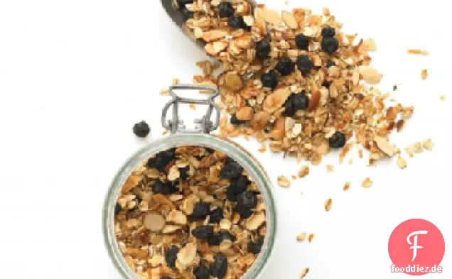 Blaubeer-Mandel-Müsli