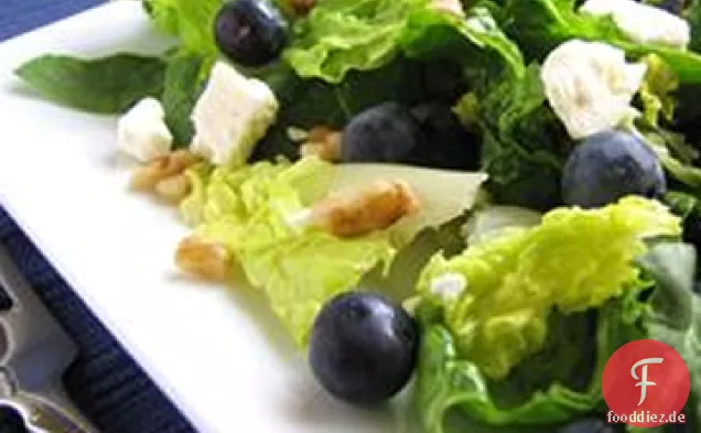 Blaubeer-Walnuss-Salat