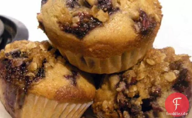 Zimt Streusel Heidelbeer Muffins (Einstein Bagels!)