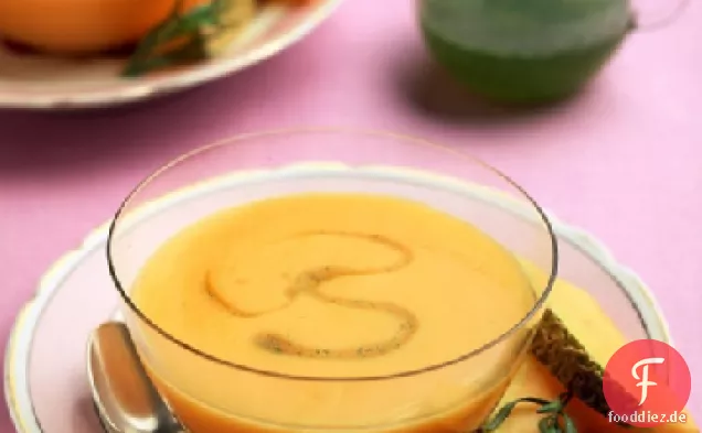 Gekühlte Cantaloupe-Suppe mit Estragonsirup