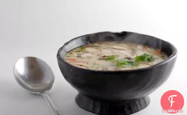 Kokos-Hühnersuppe