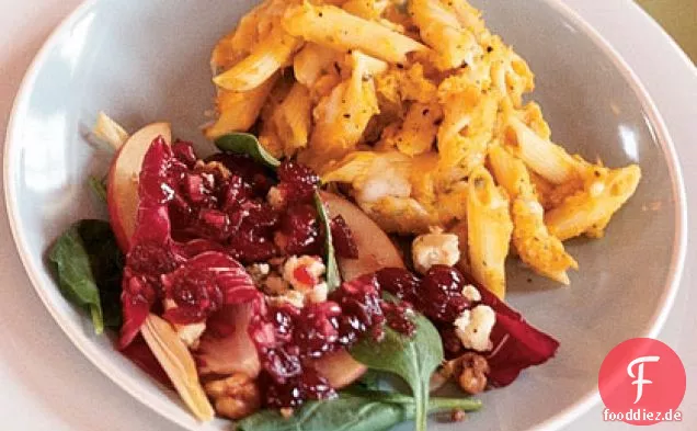 Belgischer Endivien-Apfel-Salat mit Cranberry-Vinaigrette
