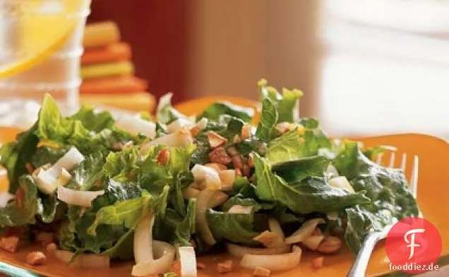 Endivien, süßer Salat und Cashew-Salat