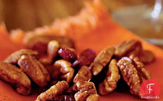 Orange Chipotle-gewürzte Pekannuss-Mischung