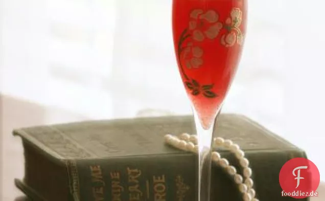 Funkelnder Cranberry-Punsch