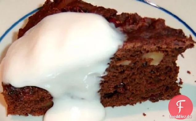 Schokoladen-Walnuss-Cranberry-Kuchen (leicht)