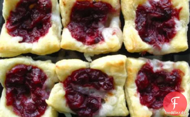 Cranberry Brie Bites