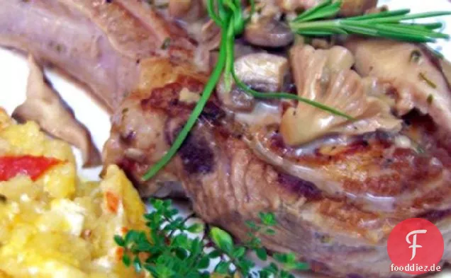Zartes Kalbfleisch in Kräutersauce