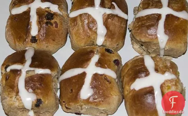 Heiße Kreuzbrötchen