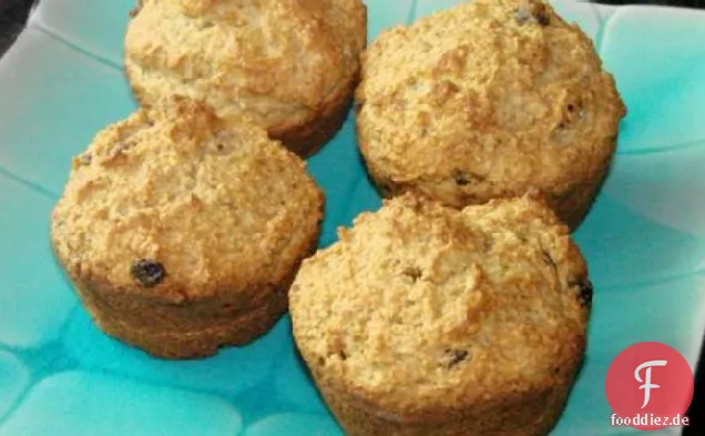 Rosinen oder Datum-Kleie-Muffins