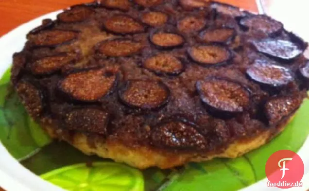 Umgedrehter frischer Feigenkuchen