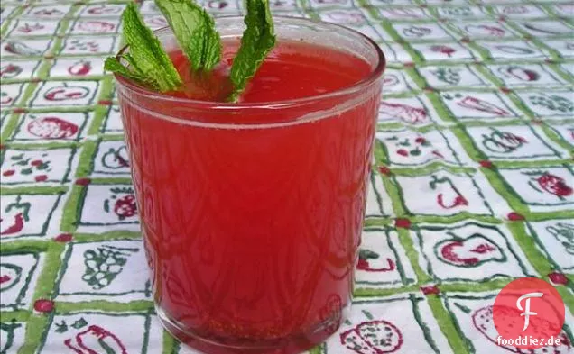 Erdbeer-Rum-Slush