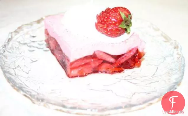 Jeremy 's Mom' s Strawberry Jelly Ring