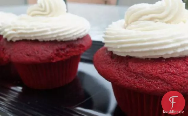Magnolia Bakery ' s Red Velvet Cupcakes