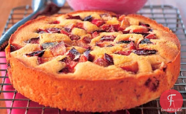 Pflaume-Maismehlkuchen mit Pflaumensorbet