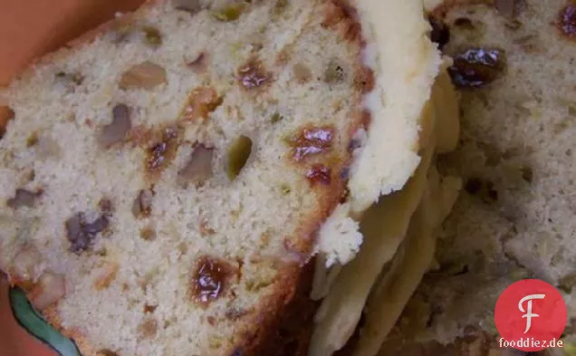 Grüner Tomatenkuchen mit brauner Butterglasur