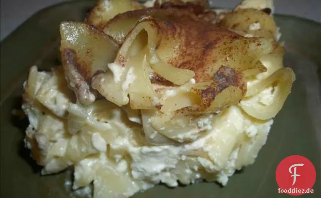 Schokoladen-geschichtete No-Bake-Käsekuchen-Riegel