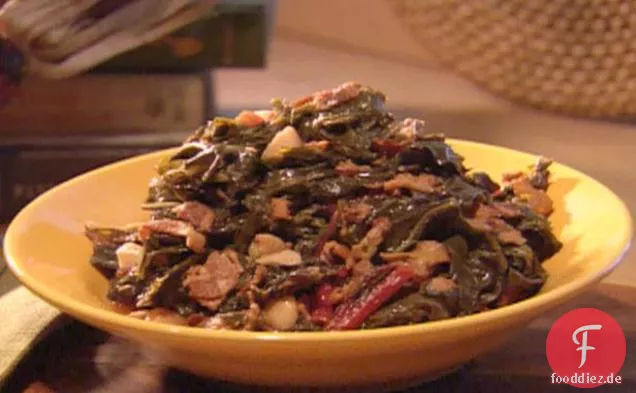 Geschmortes Collard-Grün, Senfgrün und roter Mangold