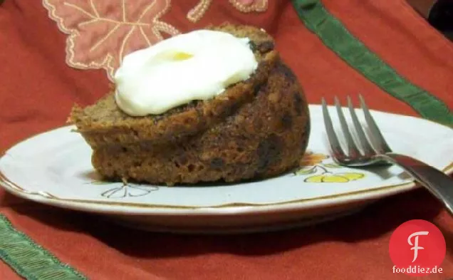 Hackfleisch Gewürz Kuchen W / Cremige Eierlikör Topping