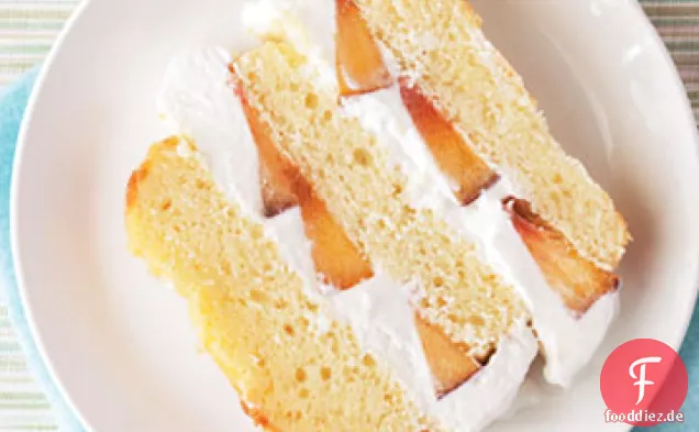 Pfund Kuchen mit Pfirsichen und Sahne