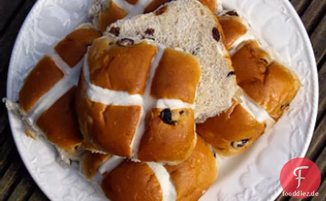Heiße Kreuzbrötchen