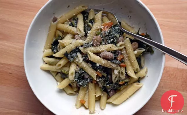 Abendessen heute Abend: Pasta mit Gemüse und Bohnen
