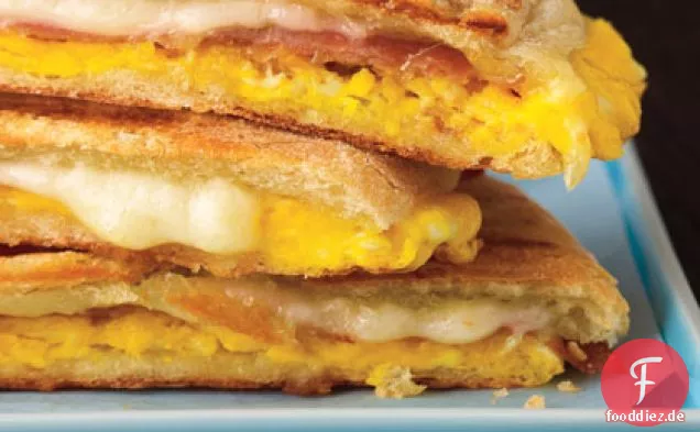 Schinken-und-Ei-Panini