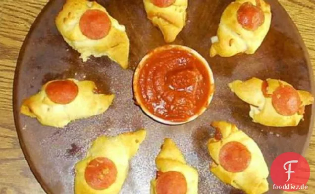 Peperoni und Käse Halbmond Roll-ups