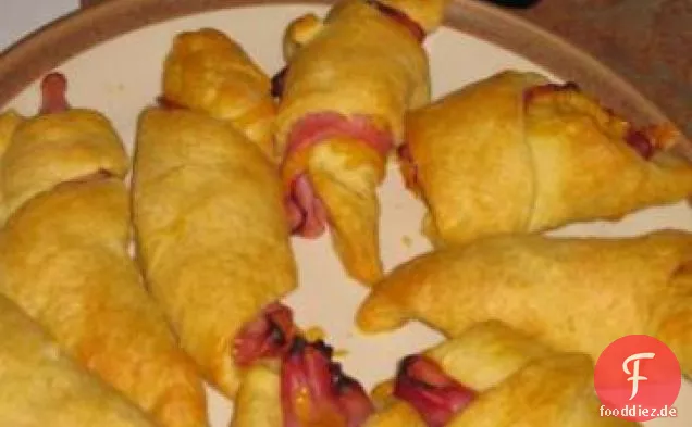 Schinken & Cheddar-Crescents