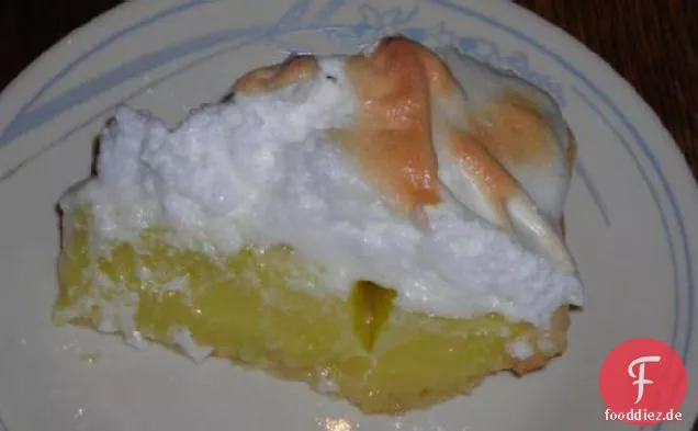 Zitronen-Baiser-Torte