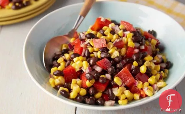 Schwarzer Bohnen-Mais-Salat