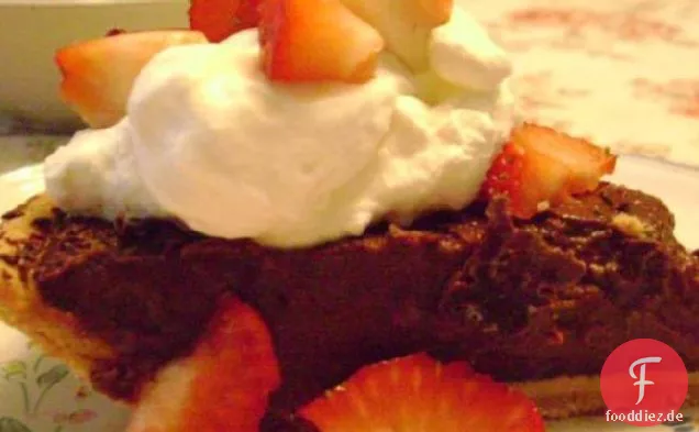 Dunkler Schokoladenpudding Kuchen