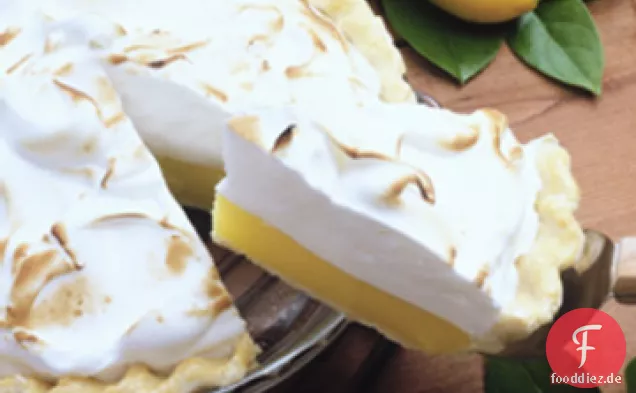 Zitronen-Baiser-Torte-mit Haselnuss-Shortbread-Kruste -