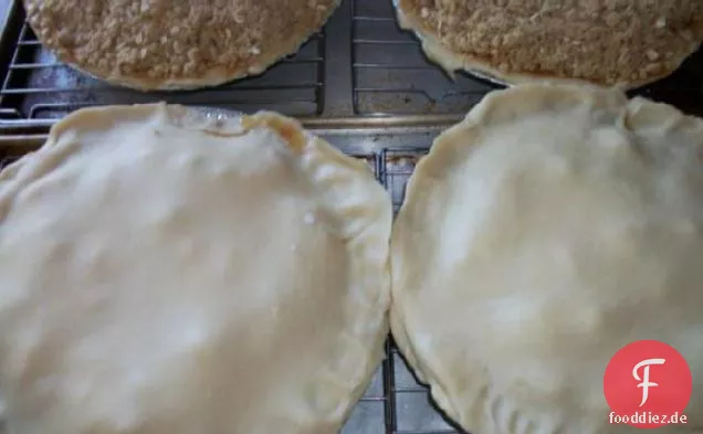 Gefrierschrank Pfirsichkuchen Füllung und Kuchen Einfrieren Methode