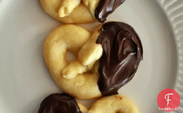 Schokolade getaucht Mandel Brezel Cookies