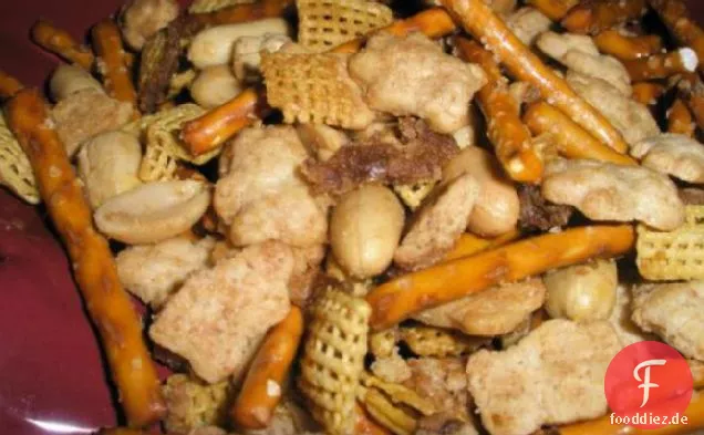 Süßer und herzhafter Snack-Mix