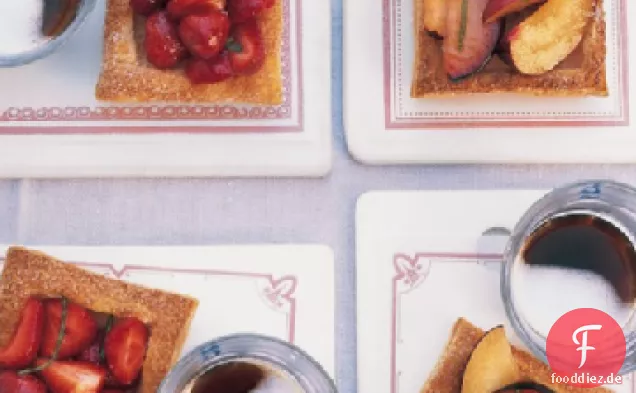Honig-Frucht-Törtchen