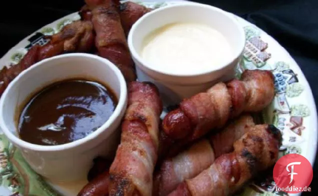 Smoky BBQ Speck-Wrapped Hunde