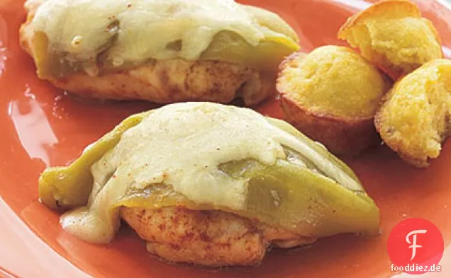 Ersticktes grünes Chili-Pfeffer-Huhn