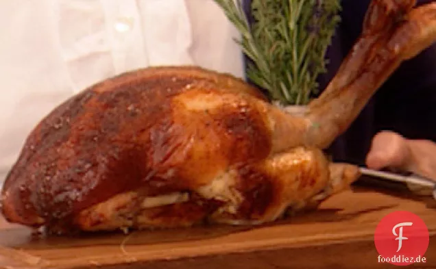 Brathähnchen mit Brioche-Füllung