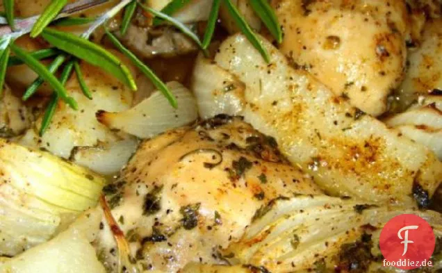 Gebratenes Huhn mit Rosmarin, Zitrone und Knoblauch