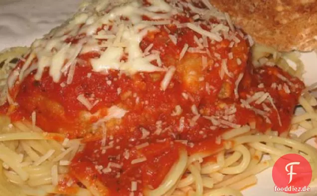 Einfacher Hühnerparmesan