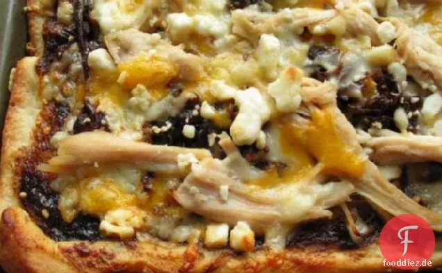 Einfache italienische BBQ Chicken Pizza